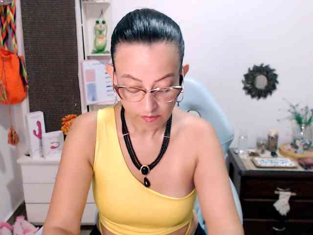 maryline-w webcam