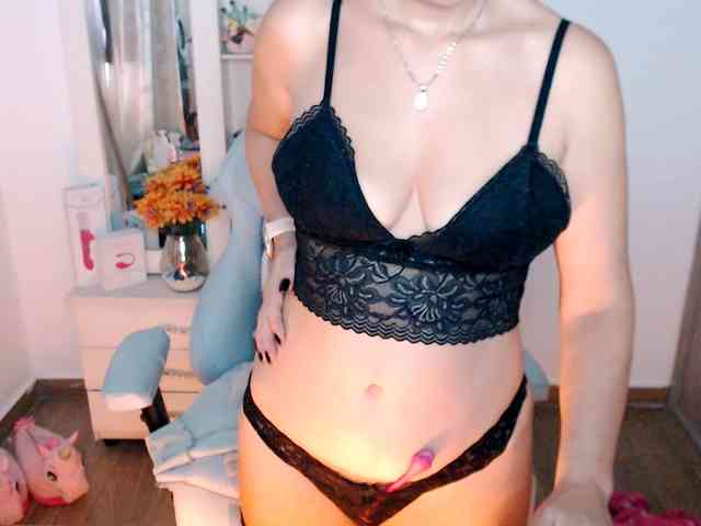 maryline-w webcam
