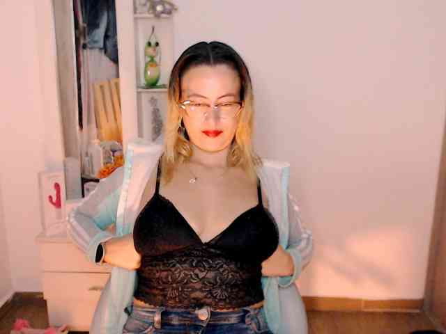 maryline-w webcam