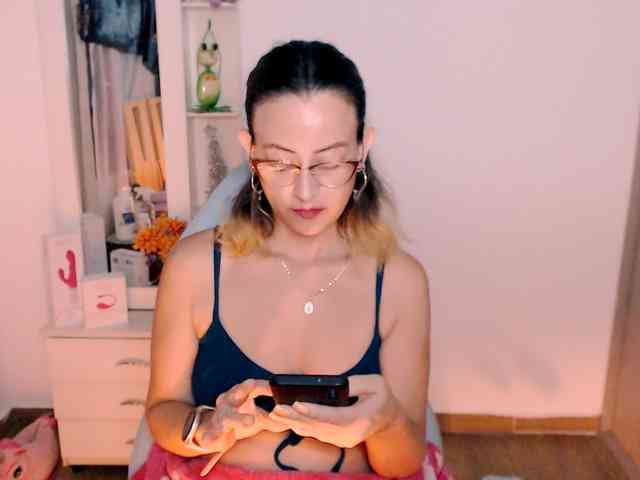 maryline-w webcam