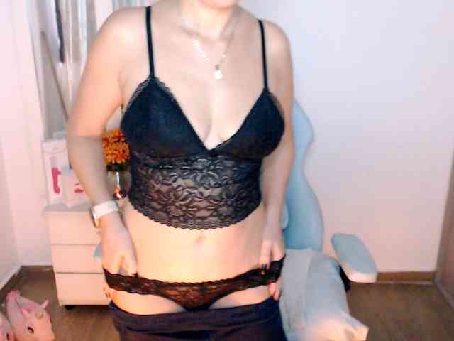 maryline-w webcam