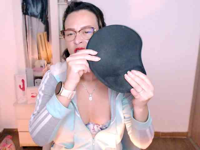 maryline-w webcam