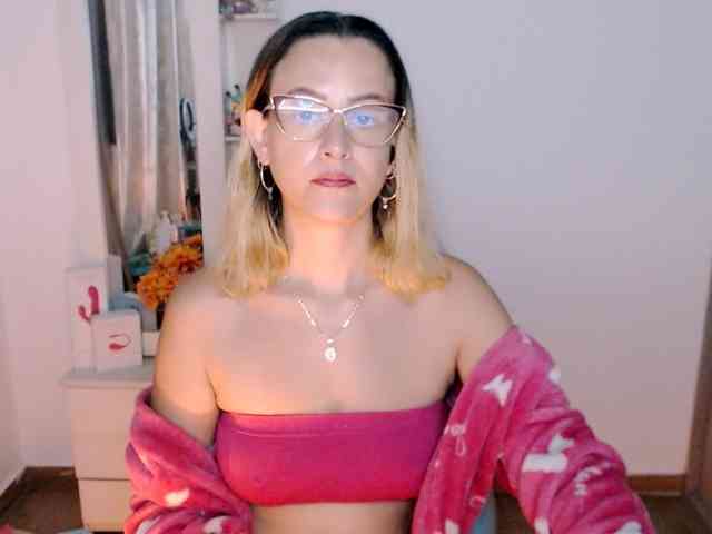 maryline-w webcam