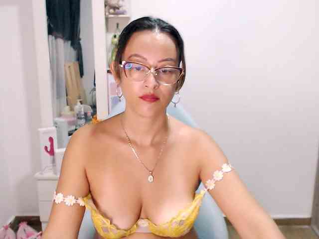 maryline-w webcam