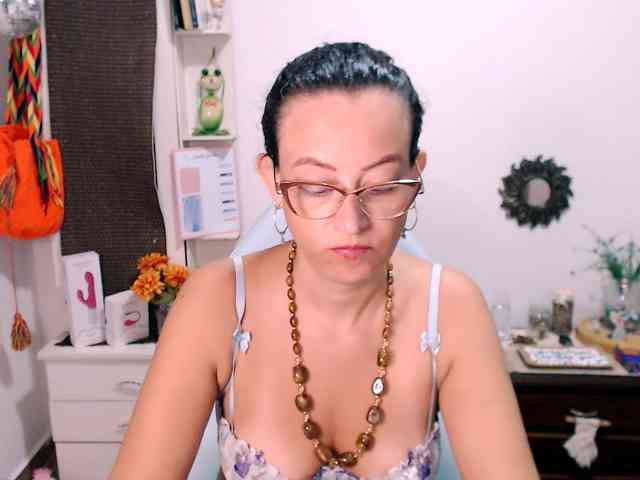 maryline-w webcam