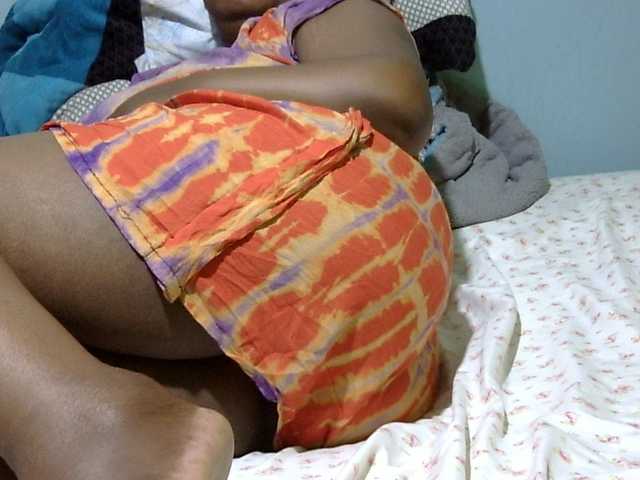 Petitetessy3 live cam on BongaCams