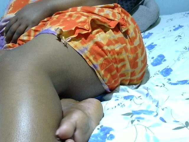Petitetessy3 live cam on BongaCams