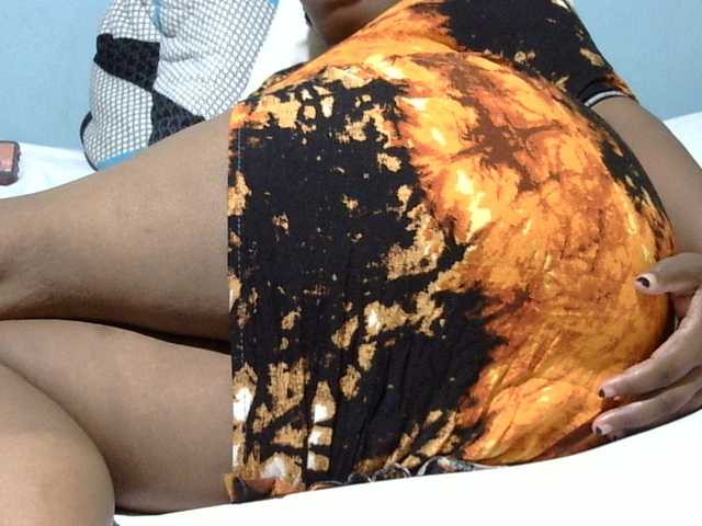 Petitetessy3 live cam on BongaCams