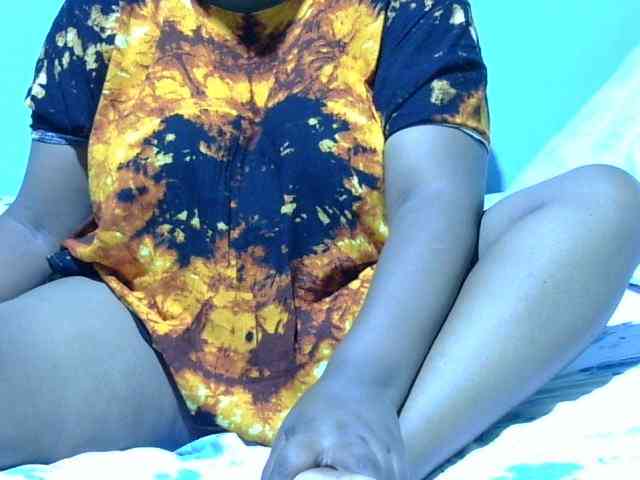 Petitetessy3 webcam