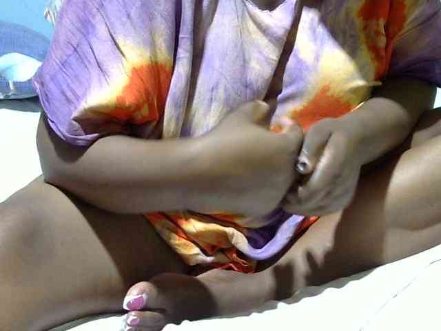 Petitetessy3 webcam