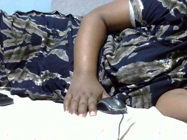 Petitetessy3 webcam