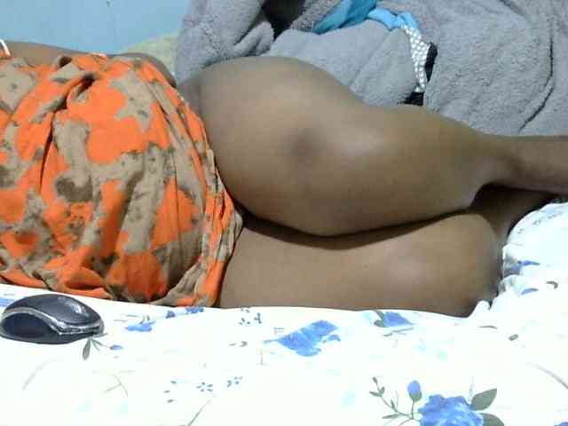 Petitetessy3 webcam