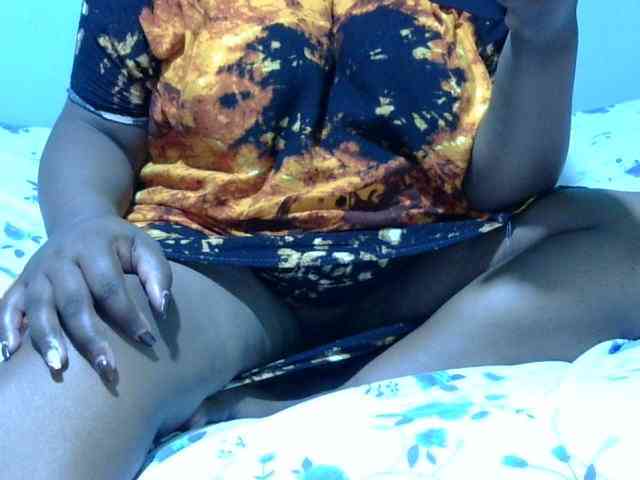 Petitetessy3 webcam