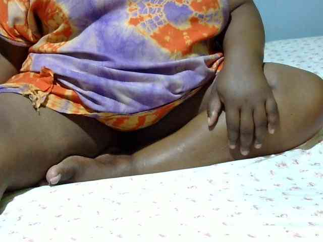 Petitetessy3 webcam