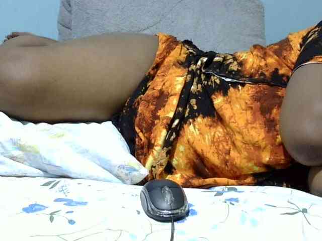 Petitetessy3 webcam