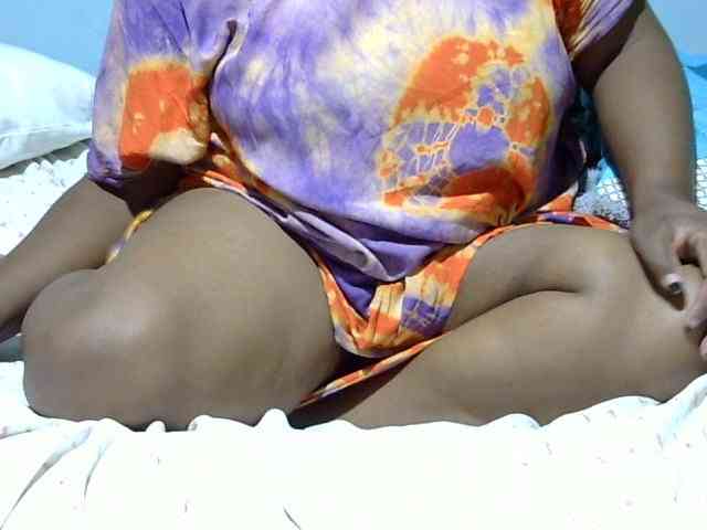 Petitetessy3 webcam