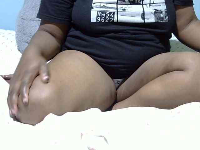 Petitetessy3 webcam