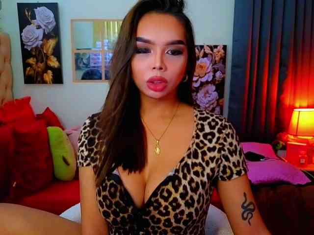 ShaneImpress Live Webcam on BongaCams