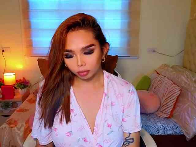 ShaneImpress Live Webcam on BongaCams