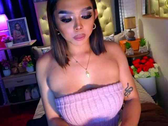 Parisiandoll's cam show statistics and live stream