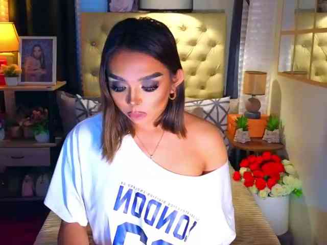 ShaneImpress Live Webcam on BongaCams