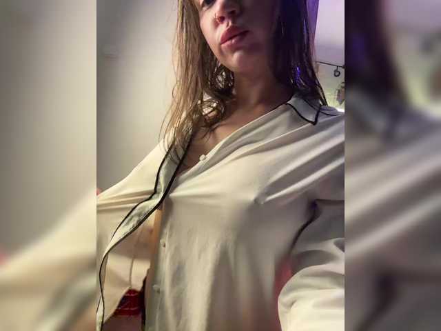 LissaTatt live webcam show
