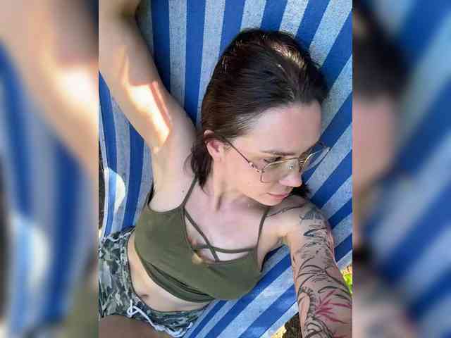 LissaTatt webcam