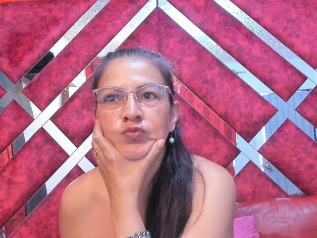 Mulansexy01 live cam on BongaCams