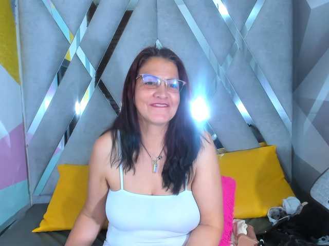 Mulansexy01 live cam on BongaCams
