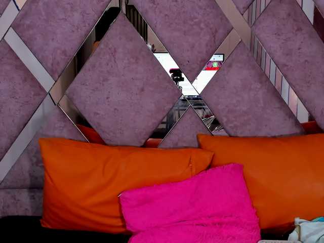 Mulansexy01 live cam on BongaCams