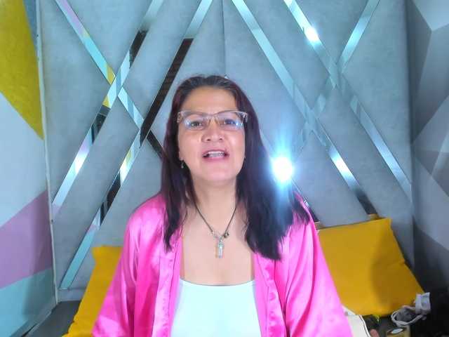 Mulansexy01 live cam on BongaCams