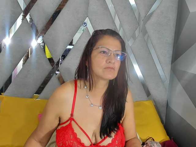 Mulansexy01 live cam on BongaCams