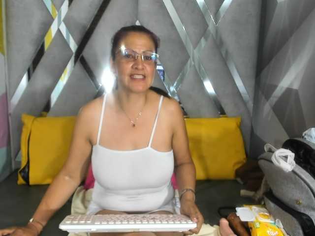 Mulansexy01 live cam on BongaCams