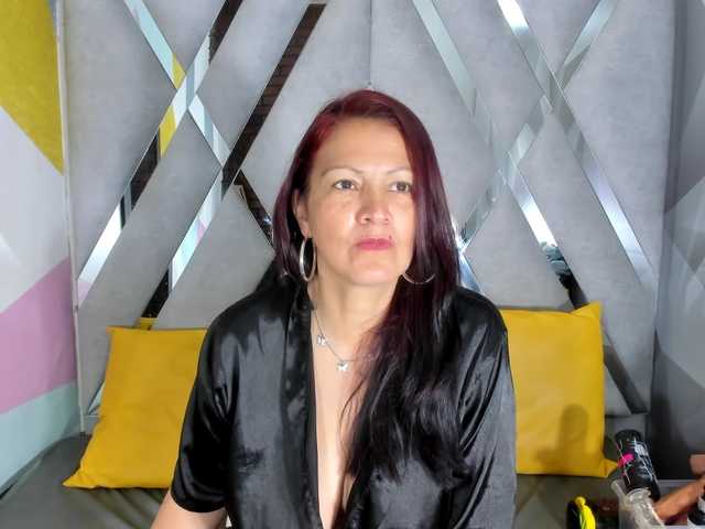 Mulansexy01 live cam on BongaCams