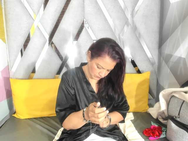 Mulansexy01 live cam on BongaCams