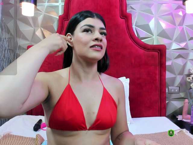 MeganWade live cam on BongaCams
