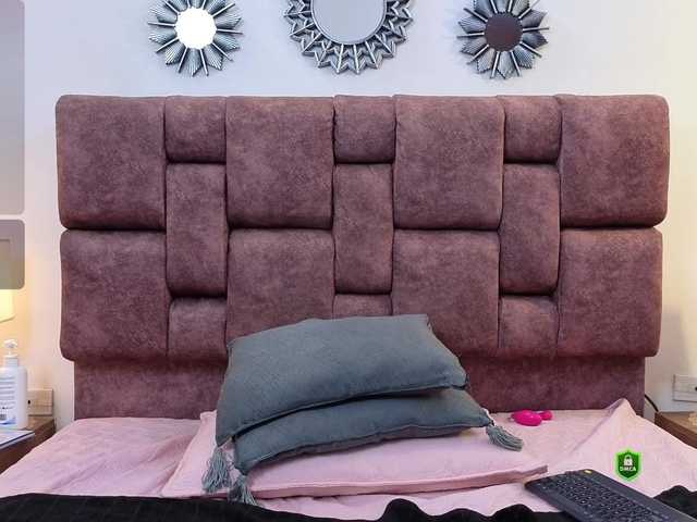 MeganWade live cam on BongaCams