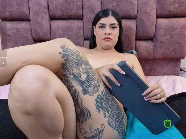 MeganWade webcam