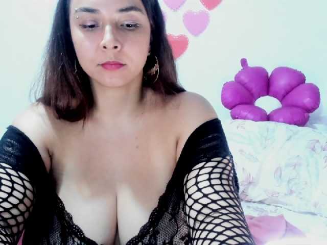 SuzyGamingFairy live cam on BongaCams