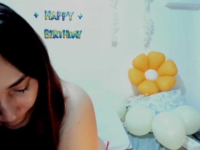 SuzyGamingFairy live cam on BongaCams