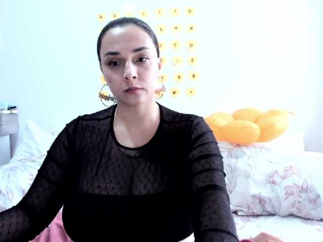 SuzyGamingFairy live webcam show