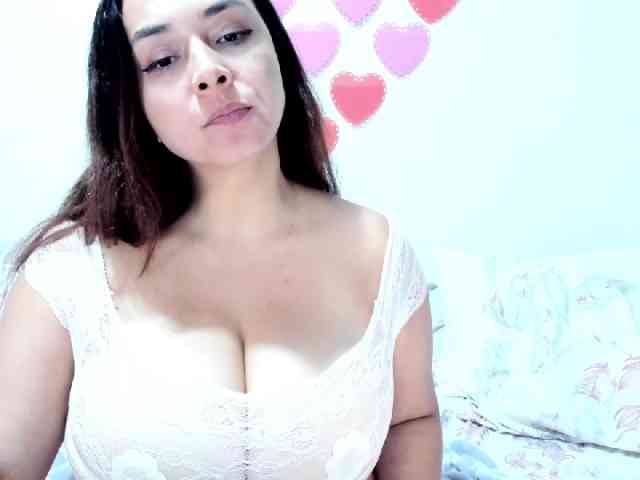 SuzyGamingFairy webcam