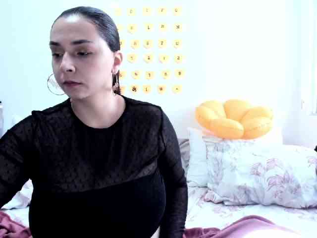 SuzyGamingFairy webcam