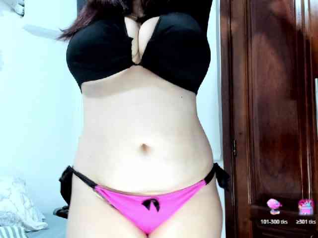 SuzyGamingFairy webcam
