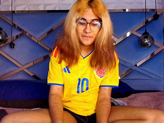 Samuel-Matthew — live trans cam