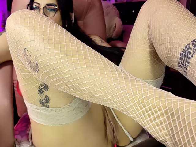 celenefox, live now on BongaCams