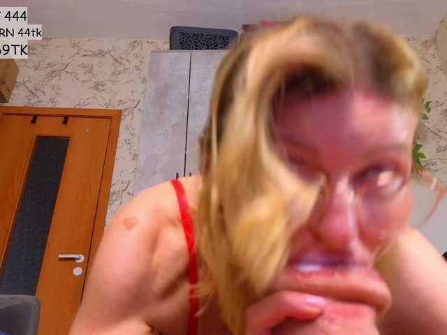 Divochka live webcam show