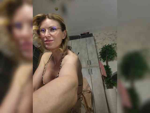 Divochka webcam