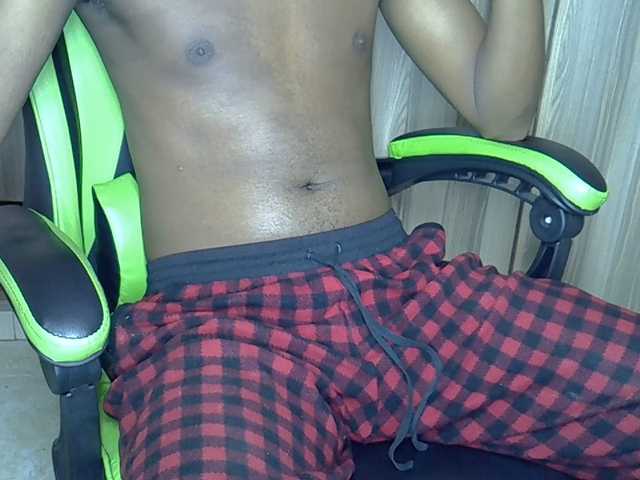 Blacksexyman live webcam show