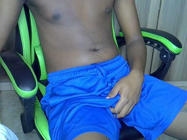 Blacksexyman live webcam show